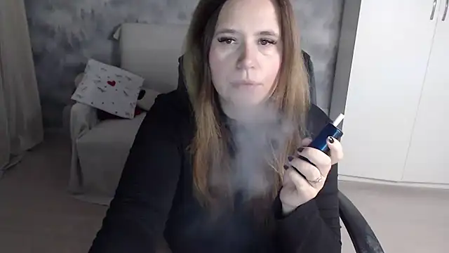 AdelinaLawson online show from November 2025 05:56:01 PM