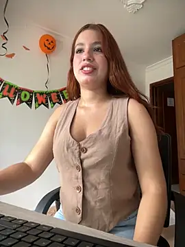 Snapshot of olivia_jass chatting on October 2025 02:19:01 PM olivia jass online show from October 2025 02:19:01 PM