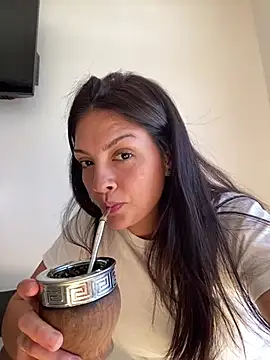 Danielaeliana online show from February 2026 06:19:01 PM