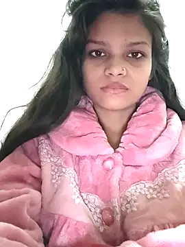 Komal0099 online show from January 2026 03:33:01 AM