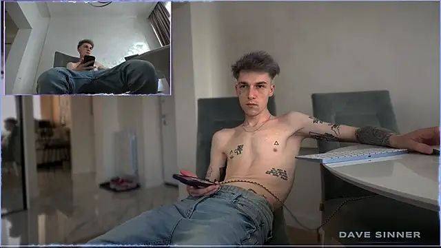Snapshot of davesinner chatting on May 2026 12:45:01 PM davesinner online show from May 2026 12:45:01 PM