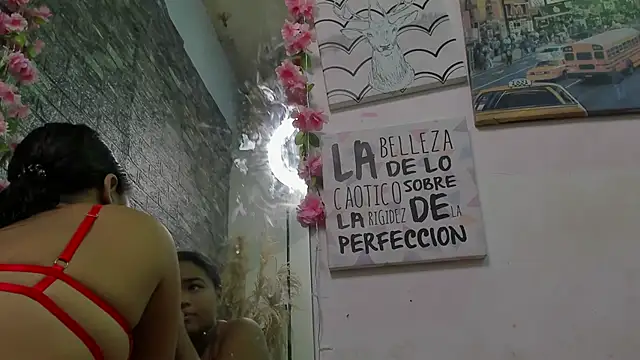 karoll  sex online show from February 2026 12:50:01 PM