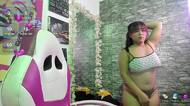 Snapshot of karoll__sex chatting on June 2026 12:50:02 PM karoll sex online show from June 2026 12:50:02 PM