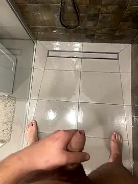 MrZli online show from January 2026 06:35:02 PM