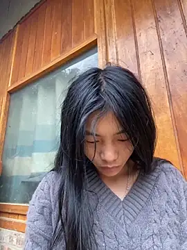 EmLy02 online show from November 2025 12:02:01 AM