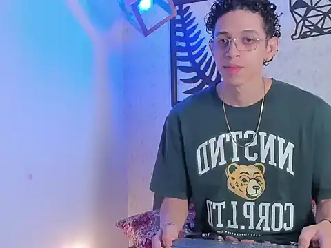 nicolai drake online show from September 2025 03:30:02 AM