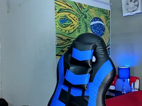 nicolai drake online show from October 2025 03:36:02 AM