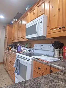 Snapshot of Dillybar41 chatting on October 2025 08:17:02 PM Dillybar41 online show from October 2025 08:17:02 PM