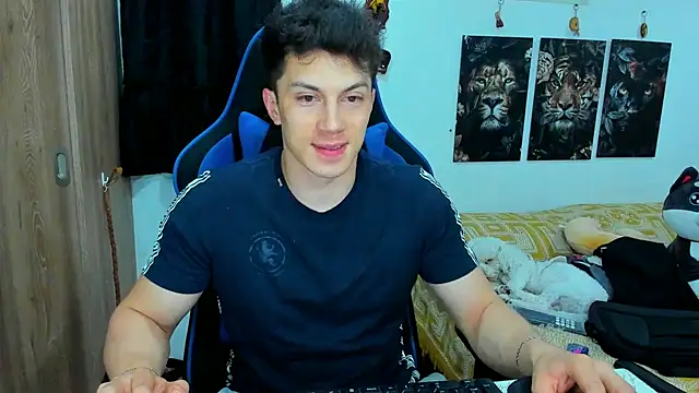 Snapshot of javiersexymann chatting on January 2025 02:20:01 AM javiersexymann online show from January 2025 02:20:01 AM