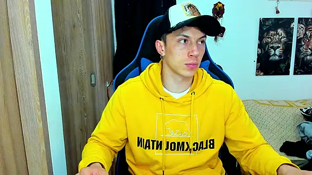 Snapshot of javiersexymann chatting on January 2025 09:51:02 PM javiersexymann online show from January 2025 09:51:02 PM