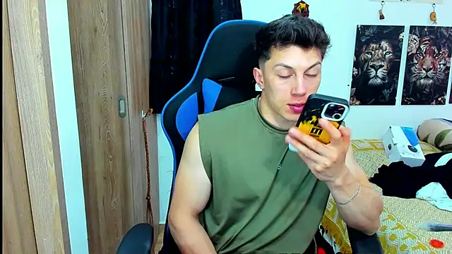 Snapshot of javiersexymann chatting on January 2025 07:06:01 PM javiersexymann online show from January 2025 07:06:01 PM