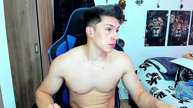 Snapshot of javiersexymann chatting on February 2025 05:28:01 PM javiersexymann online show from February 2025 05:28:01 PM