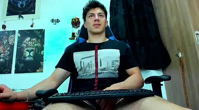 Snapshot of javiersexymann chatting on February 2025 05:48:02 AM javiersexymann online show from February 2025 05:48:02 AM