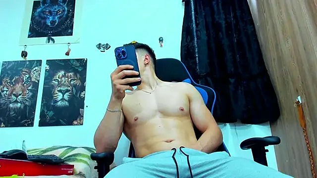 Snapshot of javiersexymann chatting on March 2025 10:38:01 PM javiersexymann online show from March 2025 10:38:01 PM