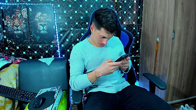 Snapshot of javiersexymann chatting on October 2025 09:21:01 PM javiersexymann online show from October 2025 09:21:01 PM