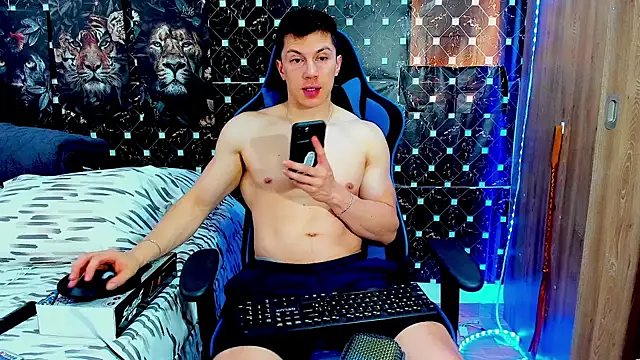 Snapshot of javiersexymann chatting on July 2026 07:18:02 PM javiersexymann online show from July 2026 07:18:02 PM