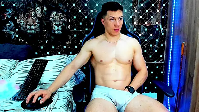 Snapshot of javiersexymann chatting on July 2026 04:31:02 PM javiersexymann online show from July 2026 04:31:02 PM