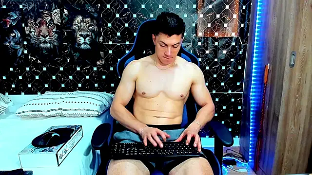 Snapshot of javiersexymann chatting on July 2026 06:54:02 PM javiersexymann online show from July 2026 06:54:02 PM