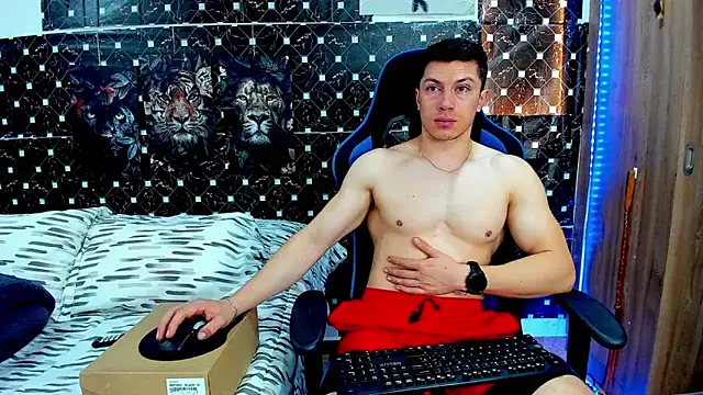 Snapshot of javiersexymann chatting on August 2026 05:22:01 PM javiersexymann online show from August 2026 05:22:01 PM