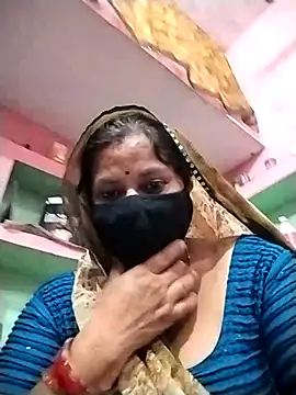 Rajnee33A online show from April 2026 01:46:01 PM