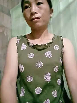 lucybaby00 online show from June 2026 10:30:01 PM