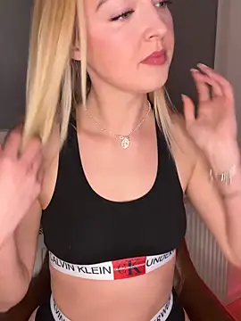 emilypeperoni online show from March 2026 04:54:02 PM