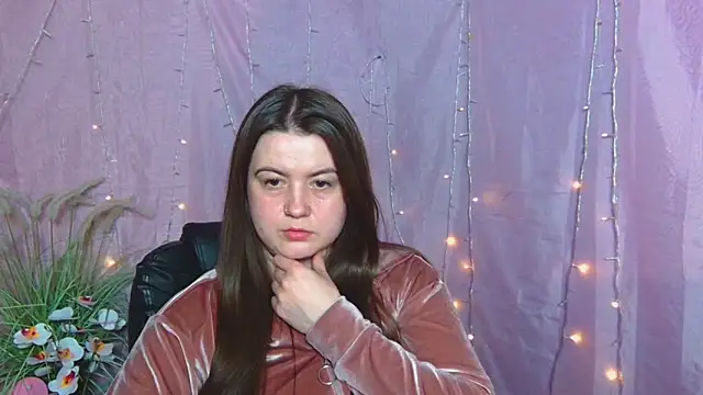 MavkaCute online show from April 2026 06:21:01 PM