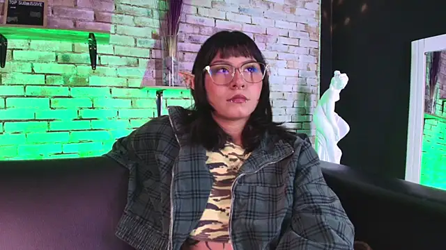 kitty malach online show from January 2026 03:00:01 AM