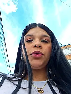 Eiimy pretty online show from October 2025 08:20:01 PM