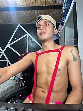 Angel latinboy online show from December 2025 02:35:02 PM