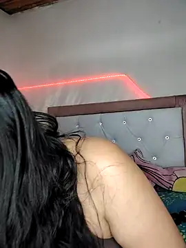 Anahibella online show from March 2026 04:18:02 AM