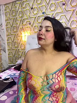 Anahibella online show from April 2026 02:47:01 PM