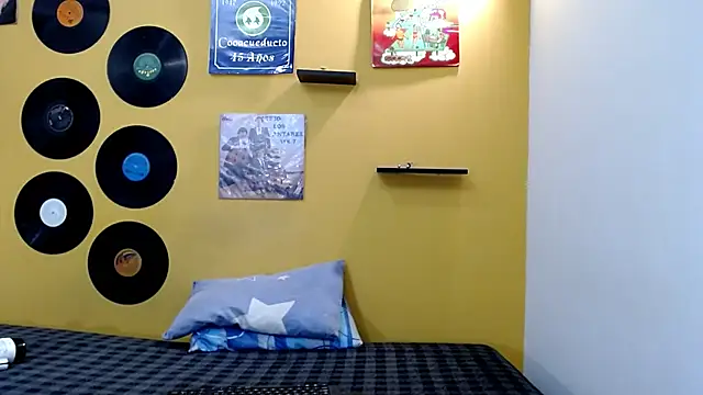 skinnyverus18 online show from March 2026 07:51:02 PM