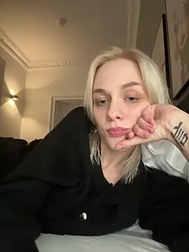 DaryaDoll online show from November 2025 10:25:02 PM