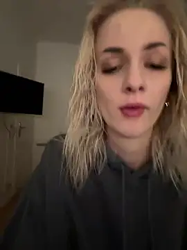 DaryaDoll online show from January 2026 10:37:02 PM