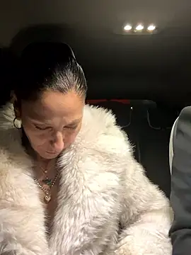 eddivad6974 online show from January 2026 12:25:01 AM