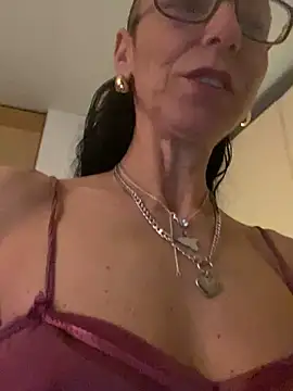 eddivad6974 online show from February 2026 07:47:02 AM