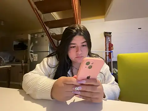 Snapshot of Tukatita69 chatting on April 2026 02:27:02 AM Tukatita69 online show from April 2026 02:27:02 AM