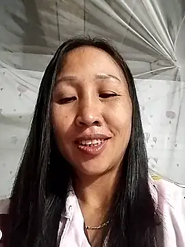 cute love00 online show from January 2026 01:37:02 PM