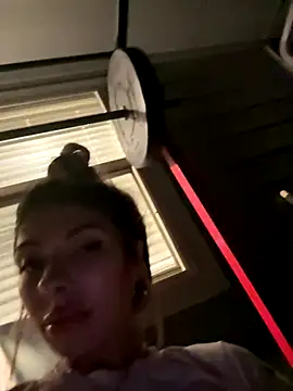 bbgurlnickii online show from September 2025 06:24:02 AM