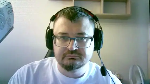 SirAbuser online show from September 2025 10:27:01 AM