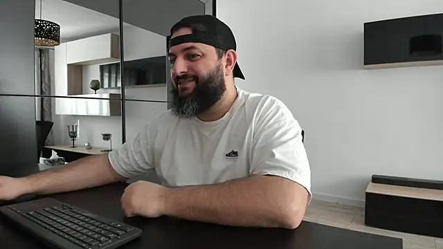 DravenPeak online show from December 2025 12:45:01 PM