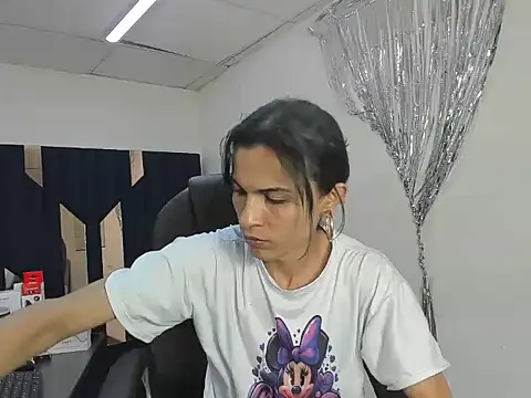 Aisha hotts777 online show from July 2026 06:26:02 PM