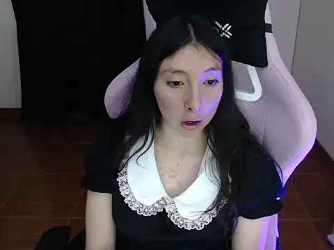 Snapshot of ScarlettShirahoshi chatting on September 2025 09:07:02 PM ScarlettShirahoshi online show from September 2025 09:07:02 PM