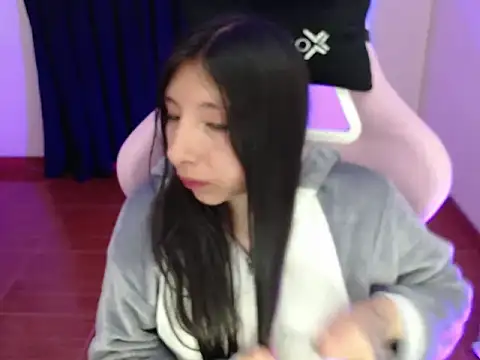 Snapshot of ScarlettShirahoshi chatting on September 2025 11:46:02 AM ScarlettShirahoshi online show from September 2025 11:46:02 AM