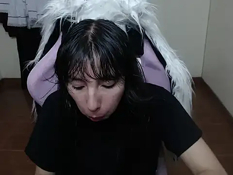 ScarlettShirahoshi online show from January 2026 05:48:01 PM