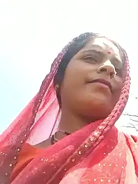 Snapshot of Mohini-xx chatting on September 2025 06:57:02 AM Mohini-xx online show from September 2025 06:57:02 AM