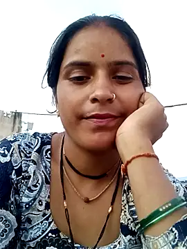 Snapshot of Mohini-xx chatting on September 2025 01:00:02 PM Mohini-xx online show from September 2025 01:00:02 PM