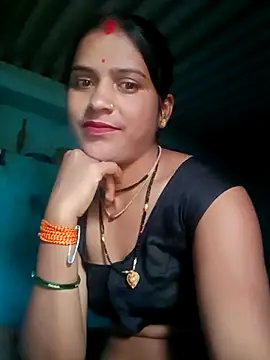 Snapshot of Mohini-xx chatting on September 2025 01:06:01 AM Mohini-xx online show from September 2025 01:06:01 AM