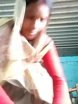 Snapshot of Mohini-xx chatting on November 2025 01:17:02 AM Mohini-xx online show from November 2025 01:17:02 AM